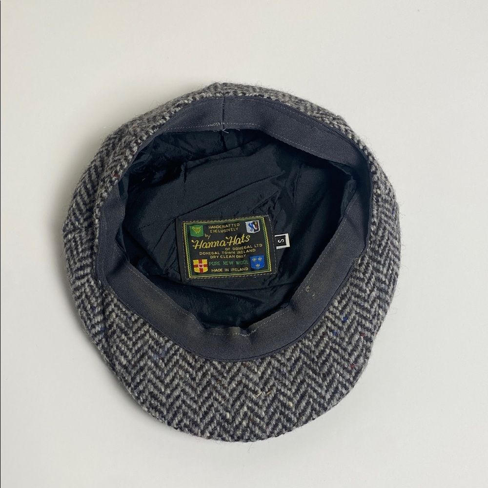 Hanna Hats Classic Gray Herringbone Flat Cap - Made in Ireland - Picture 6 of 9